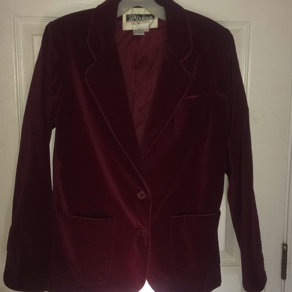 Blazer color rich wine